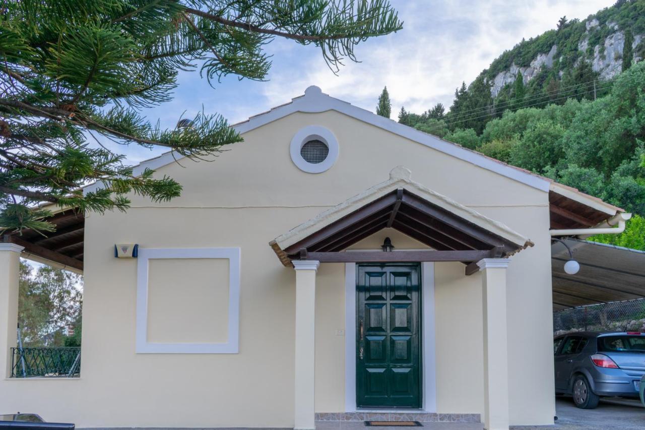 Villa Emily Achilleion Экстерьер фото